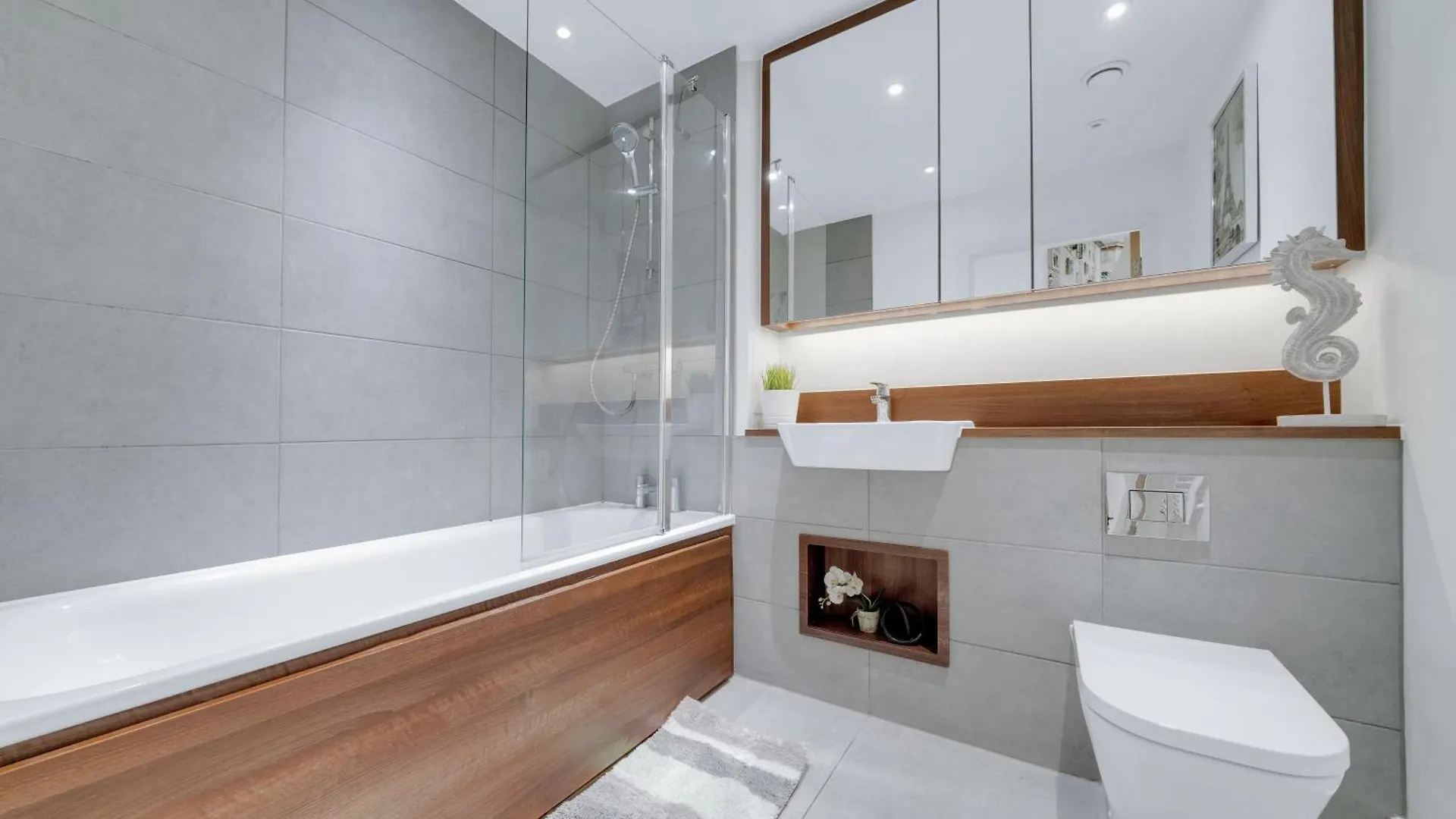 One Bedroom Serviced Accommodation In London Catford Close To Lewisham - Perfect For Long Stay, Business, Leisure And Relocations Apartment
