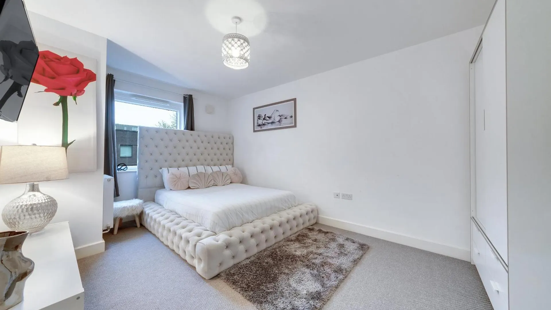 Apartment One Bedroom Serviced Accommodation In London Catford Close To Lewisham - Perfect For Long Stay, Business, Leisure And Relocations