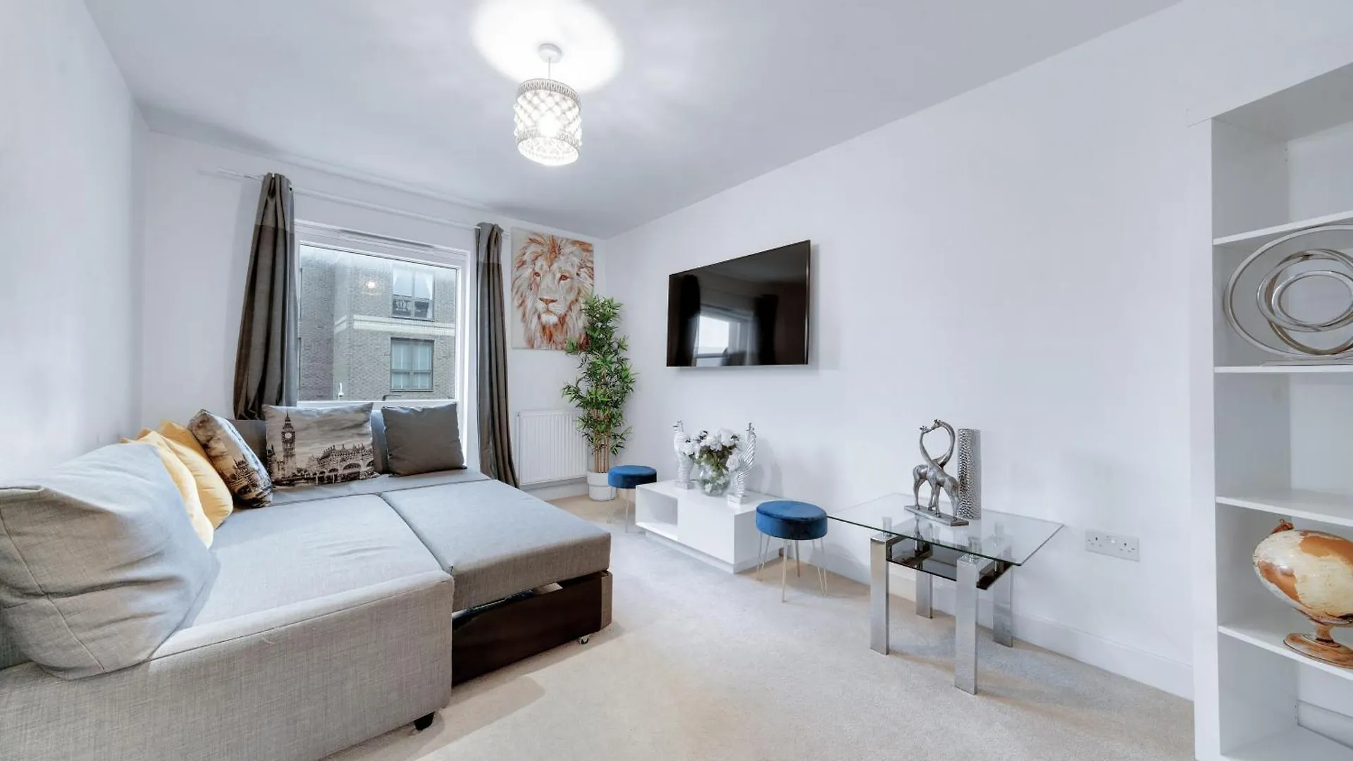 Apartment One Bedroom Serviced Accommodation In London Catford Close To Lewisham - Perfect For Long Stay, Business, Leisure And Relocations